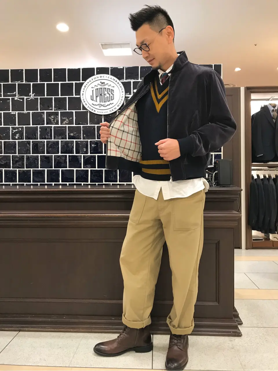 J.PRESS MEN 赤石 コーディネート画像