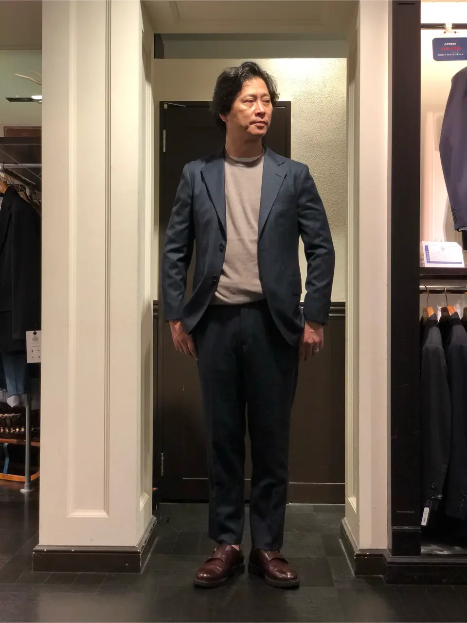  中谷 コーディネート画像