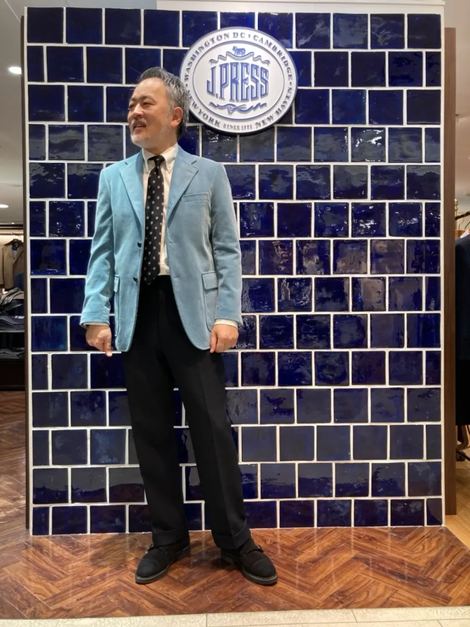  堤 コーディネート画像