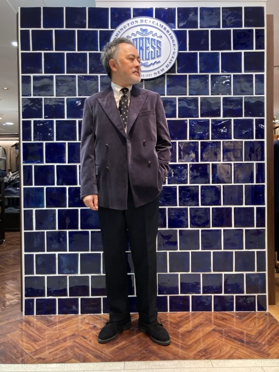  堤 コーディネート画像