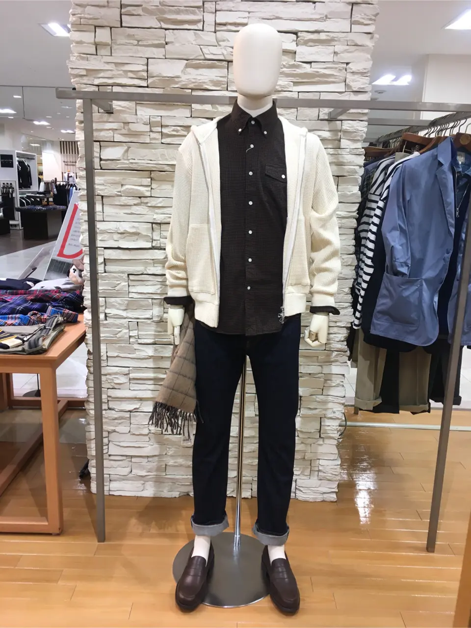  渡邊 コーディネート画像