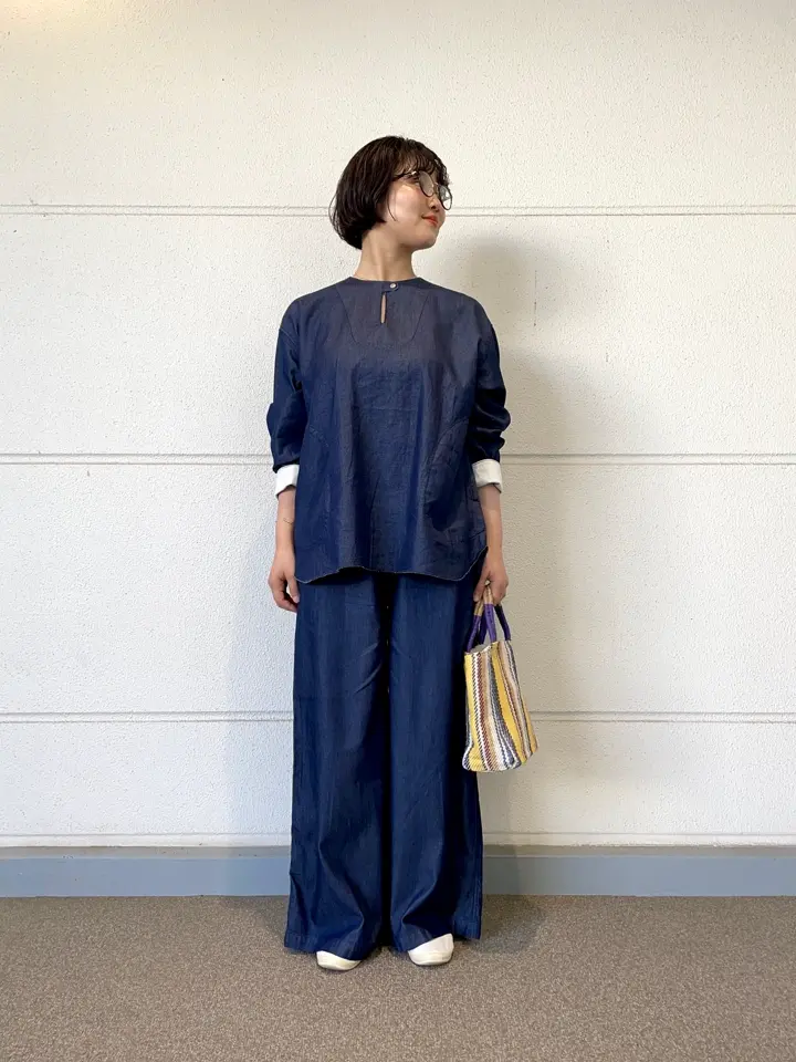 J.PRESS YORK STREET スタッフ コーディネート画像