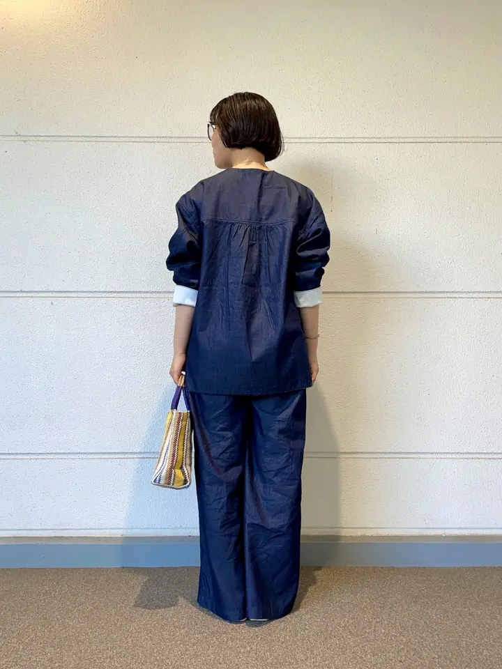 J.PRESS YORK STREET スタッフ コーディネート画像