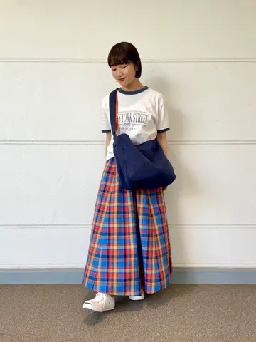 J.PRESS YORK STREET スタッフ コーディネート画像