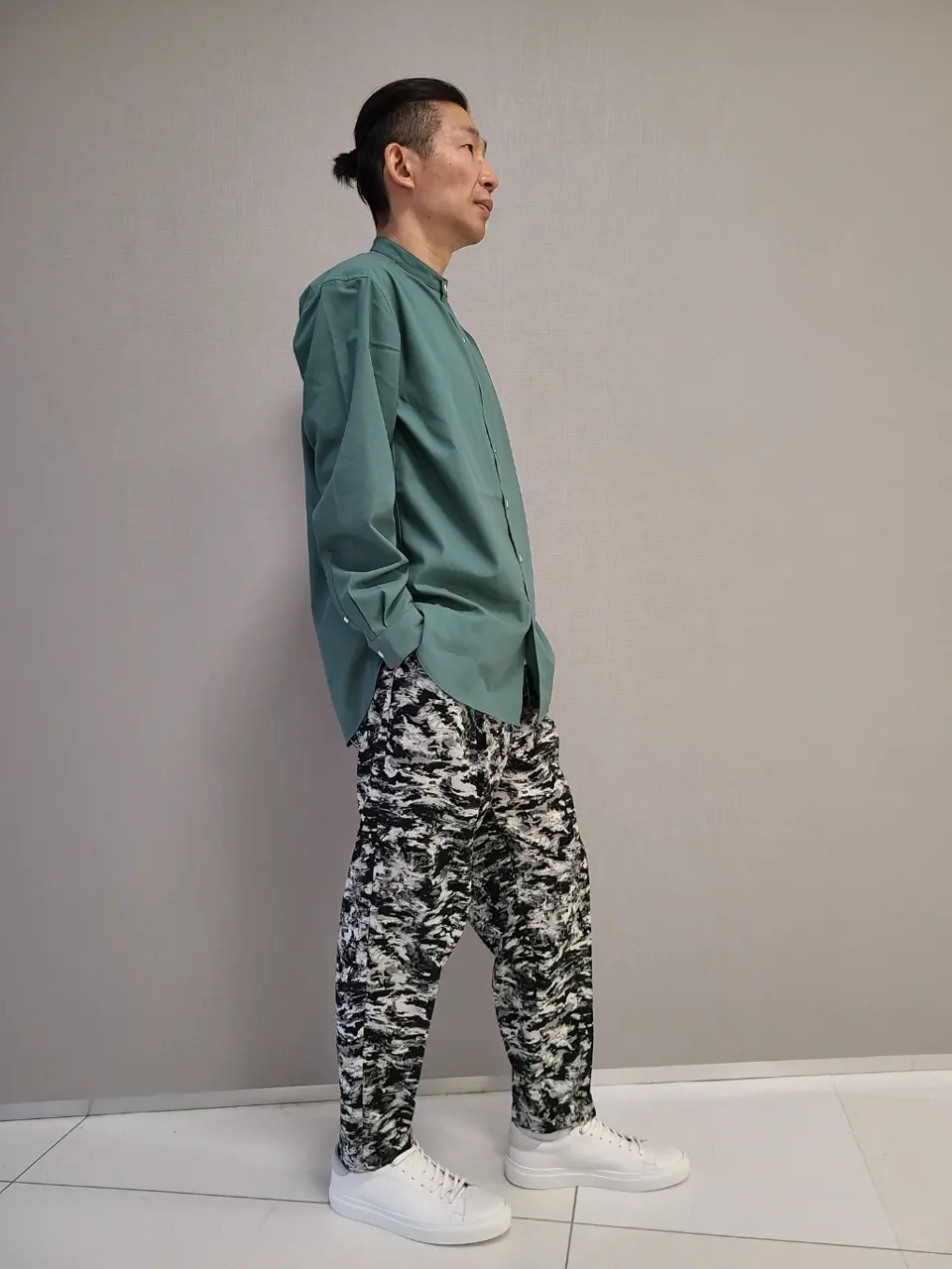 JOSEPH HOMME 泉 コーディネート画像