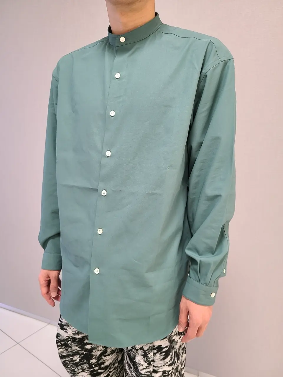 JOSEPH HOMME 泉 コーディネート画像