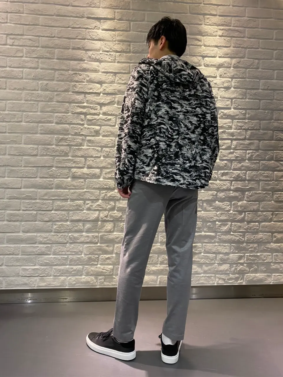 JOSEPH HOMME 井原 コーディネート画像