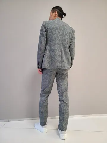 JOSEPH HOMME 泉 コーディネート画像