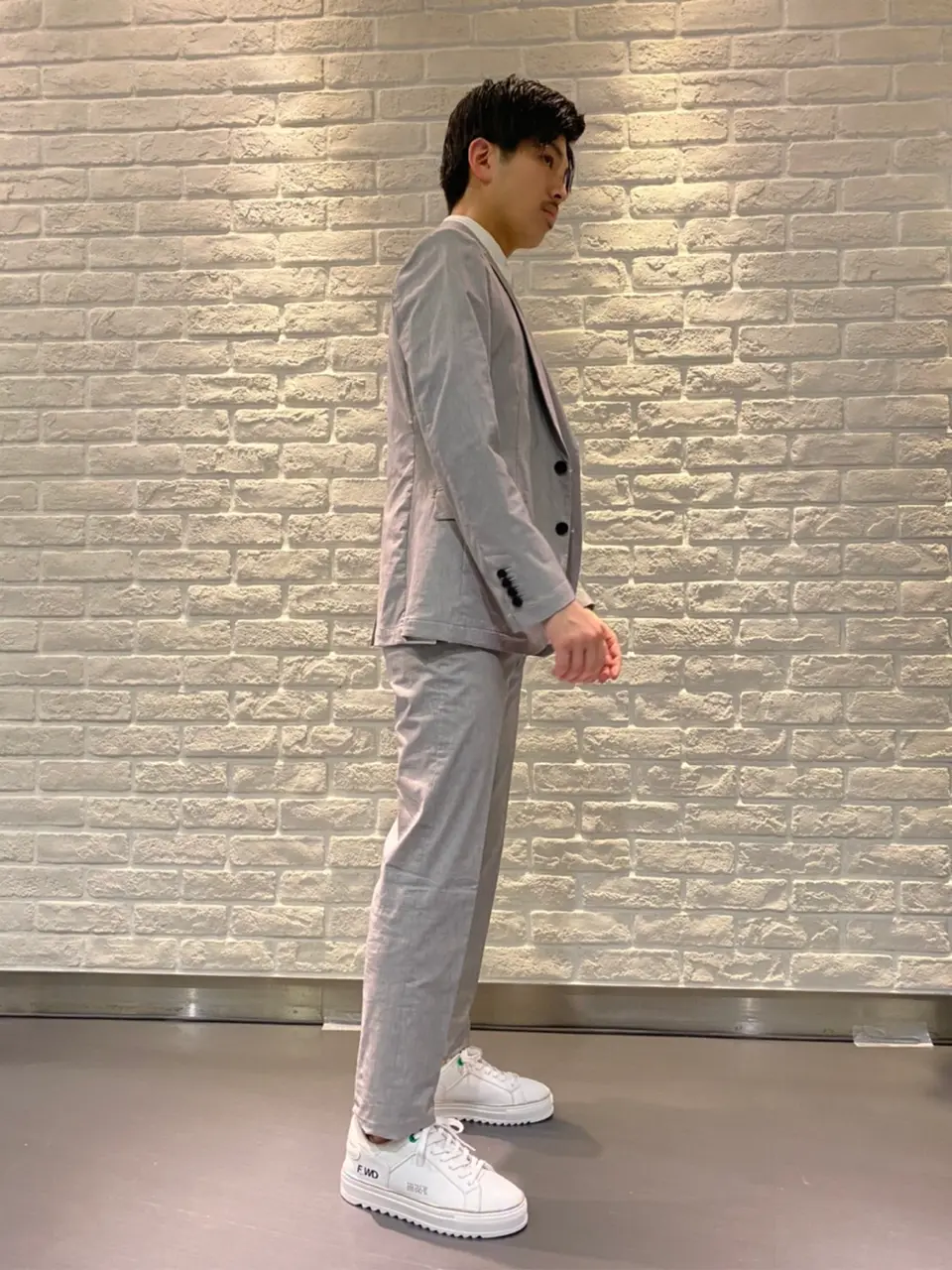 JOSEPH HOMME 井原 コーディネート画像