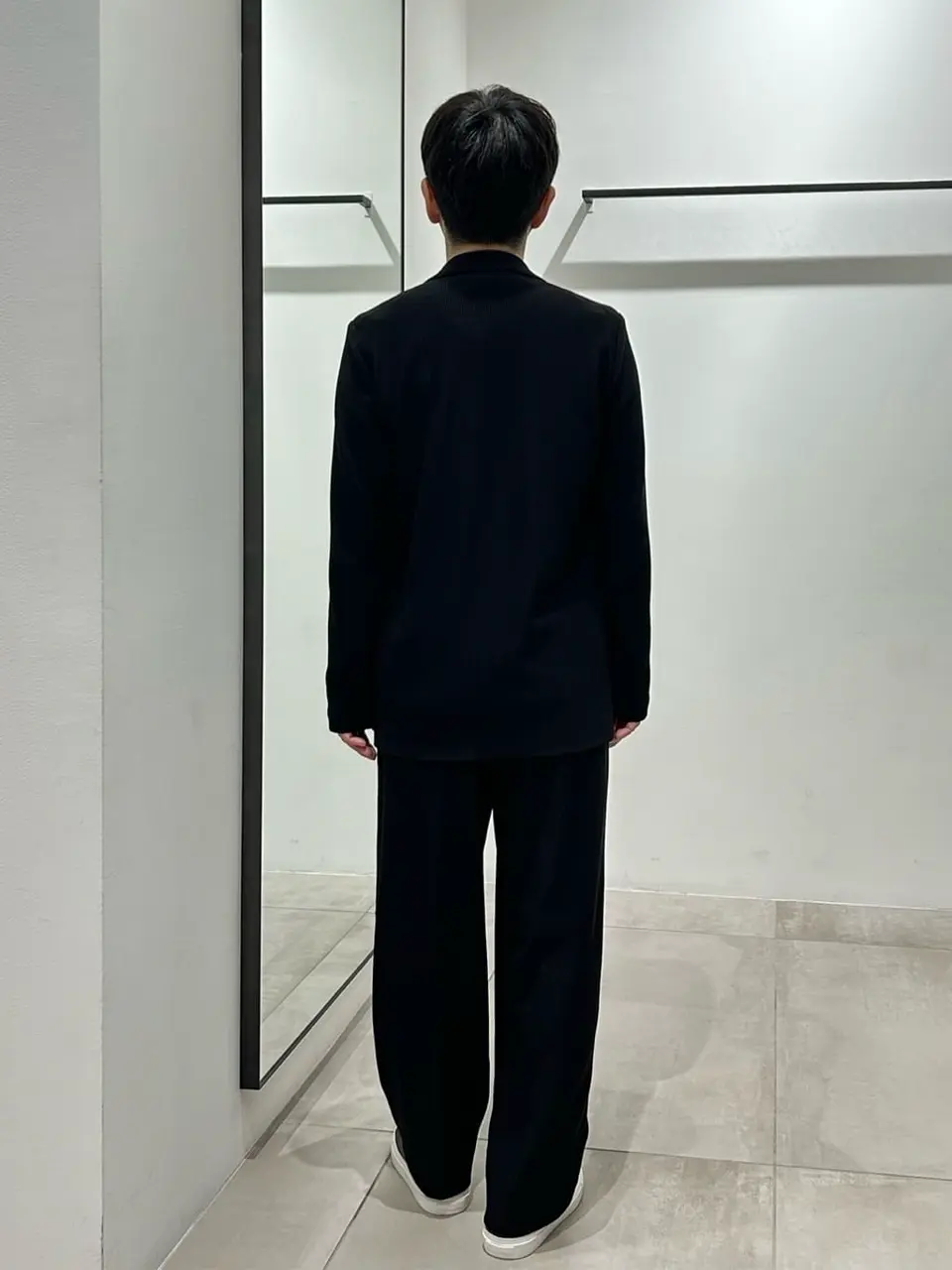 JOSEPH HOMME 鈴木 コーディネート画像