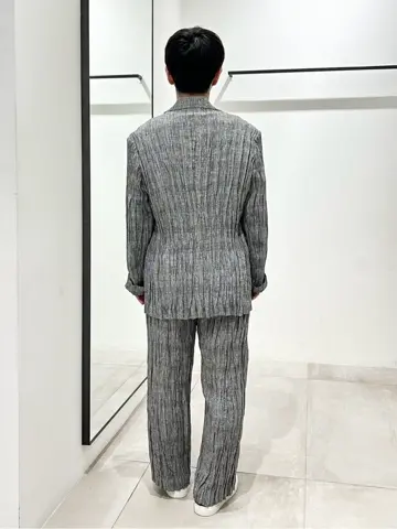 JOSEPH HOMME 鈴木 コーディネート画像