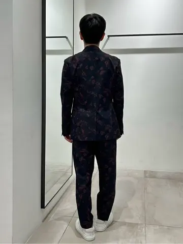 JOSEPH HOMME 鈴木 コーディネート画像