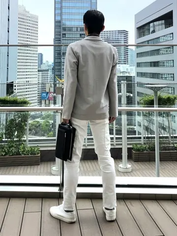 JOSEPH HOMME 泉 コーディネート画像