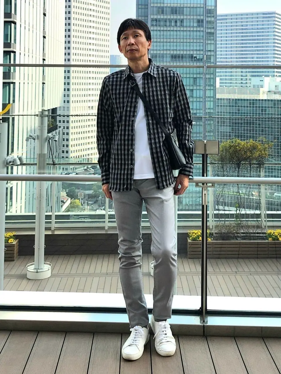 JOSEPH HOMME 泉 コーディネート画像