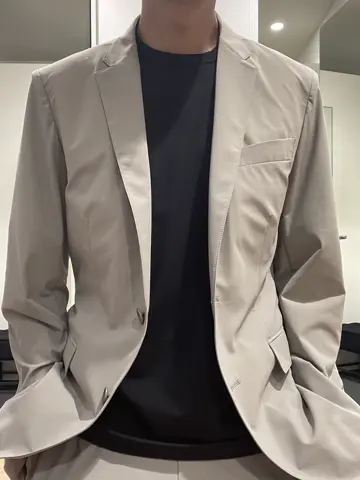 JOSEPH HOMME 佐藤健人 コーディネート画像