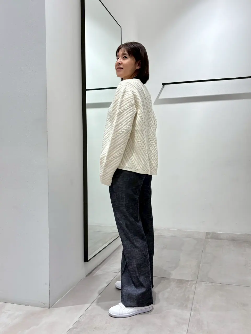 JOSEPH 小田 コーディネート画像