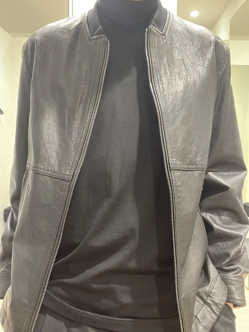 JOSEPH HOMME 佐藤健人 コーディネート画像