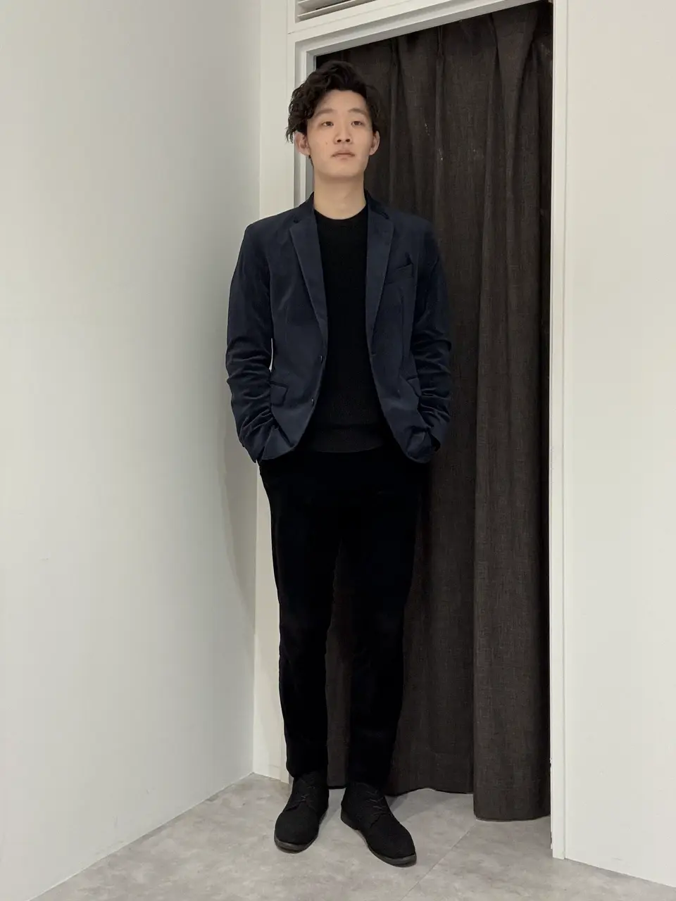  新井 コーディネート画像