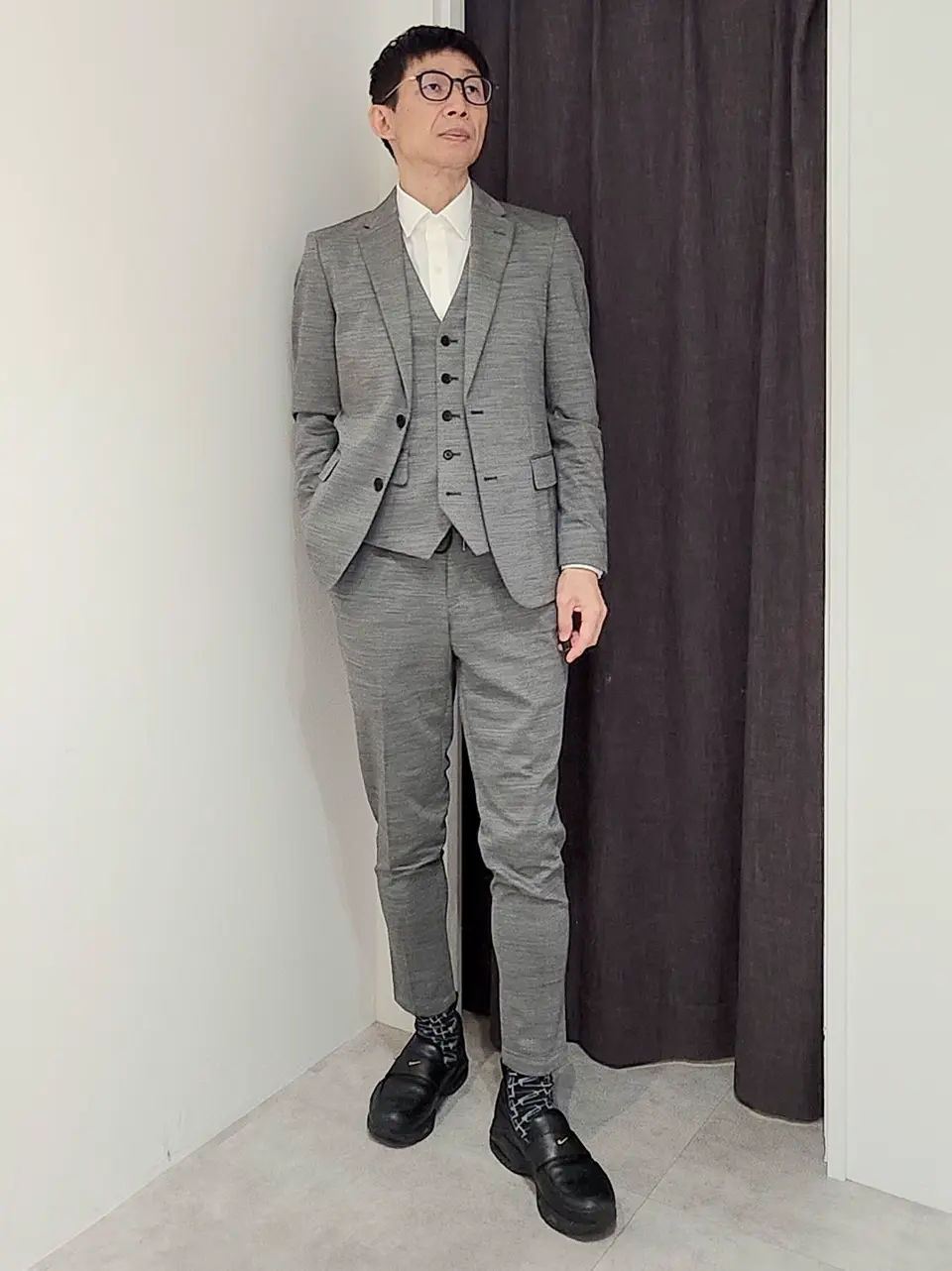  泉 コーディネート画像