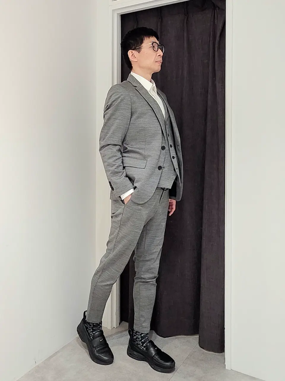 JOSEPH HOMME 泉 コーディネート画像