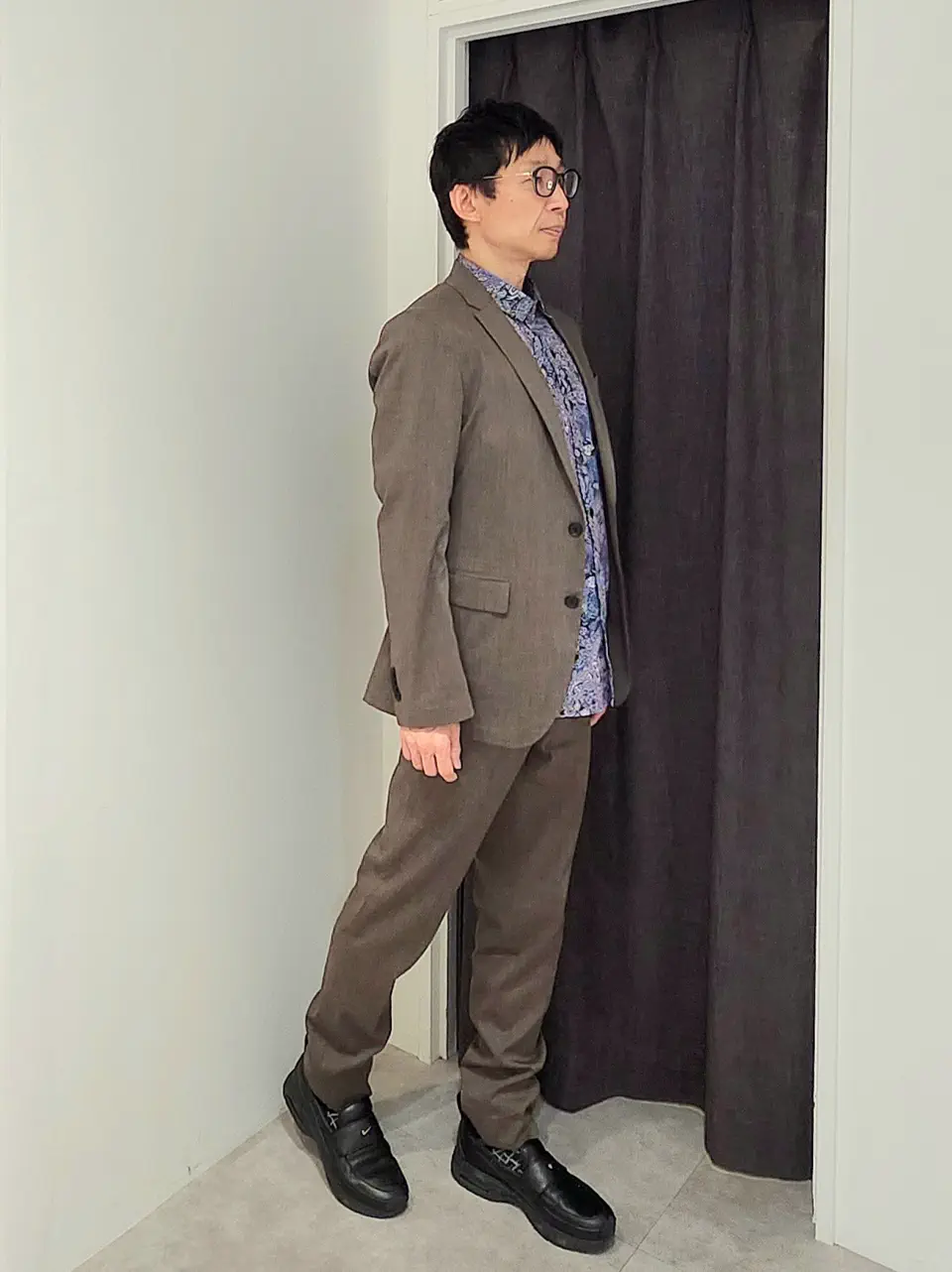 JOSEPH HOMME 泉 コーディネート画像