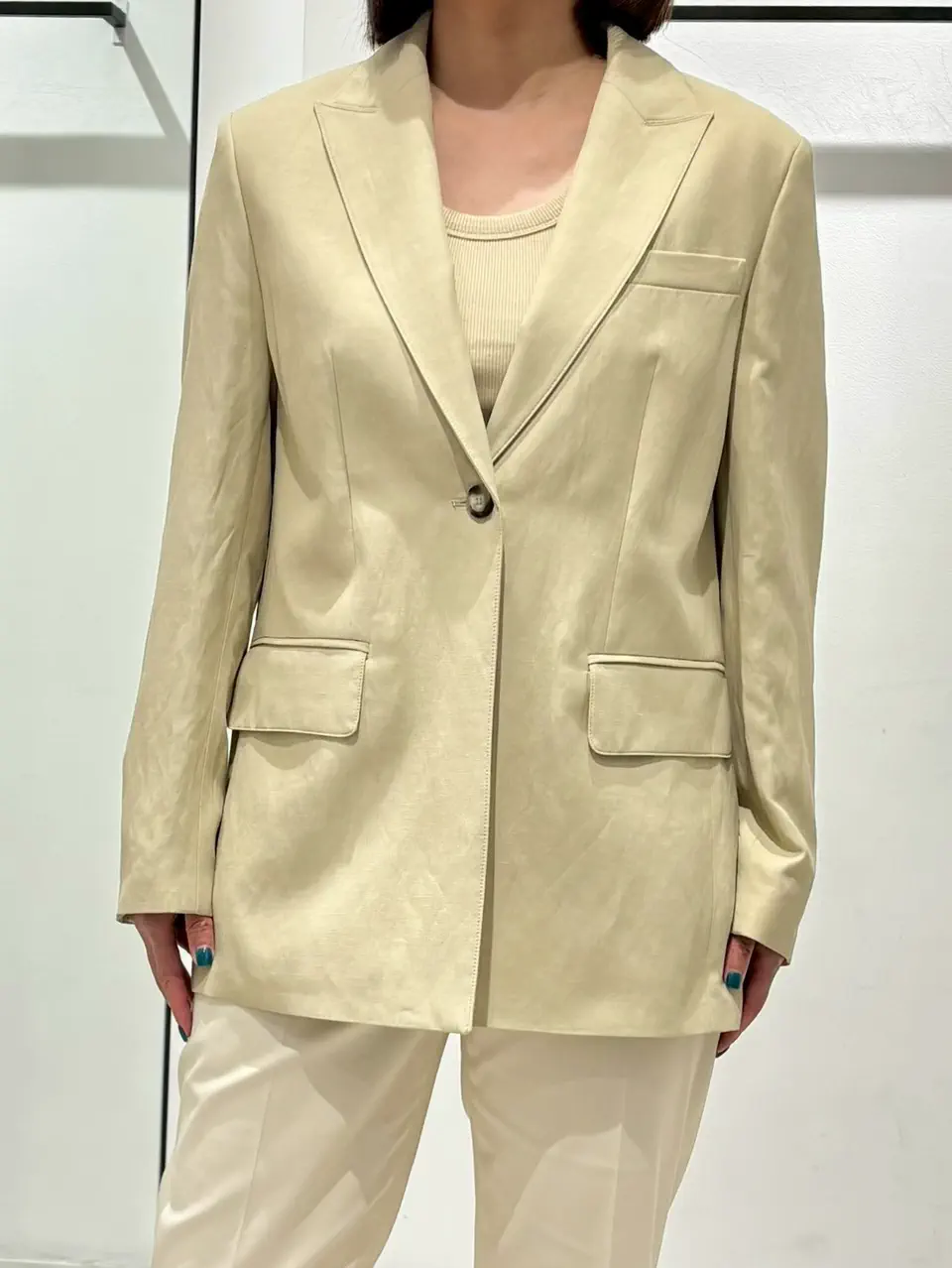 JOSEPH 小田 コーディネート画像