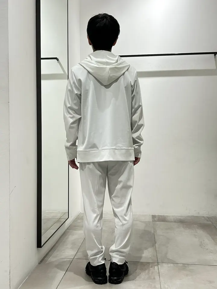 JOSEPH 鈴木 コーディネート画像