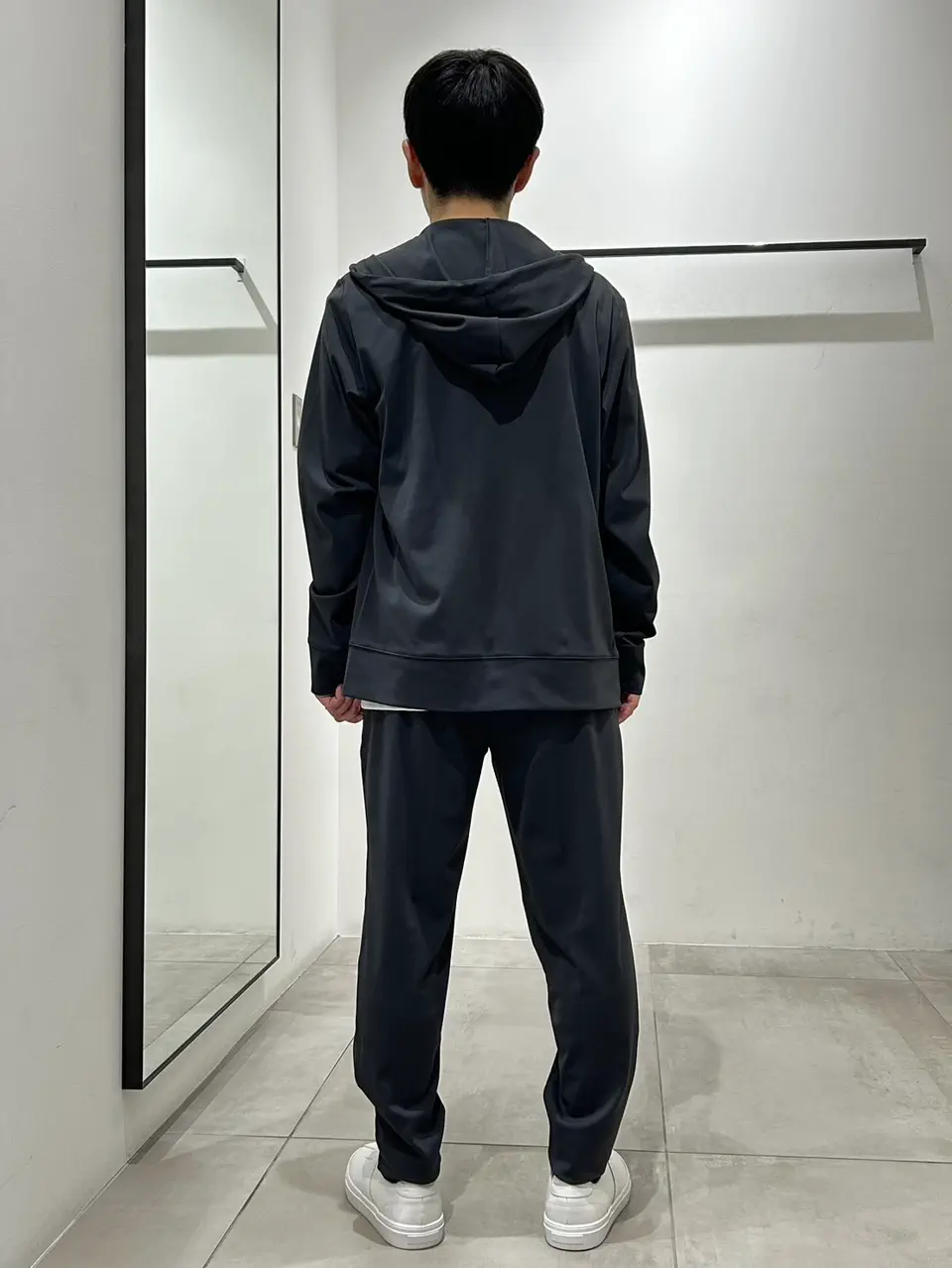 JOSEPH 鈴木 コーディネート画像