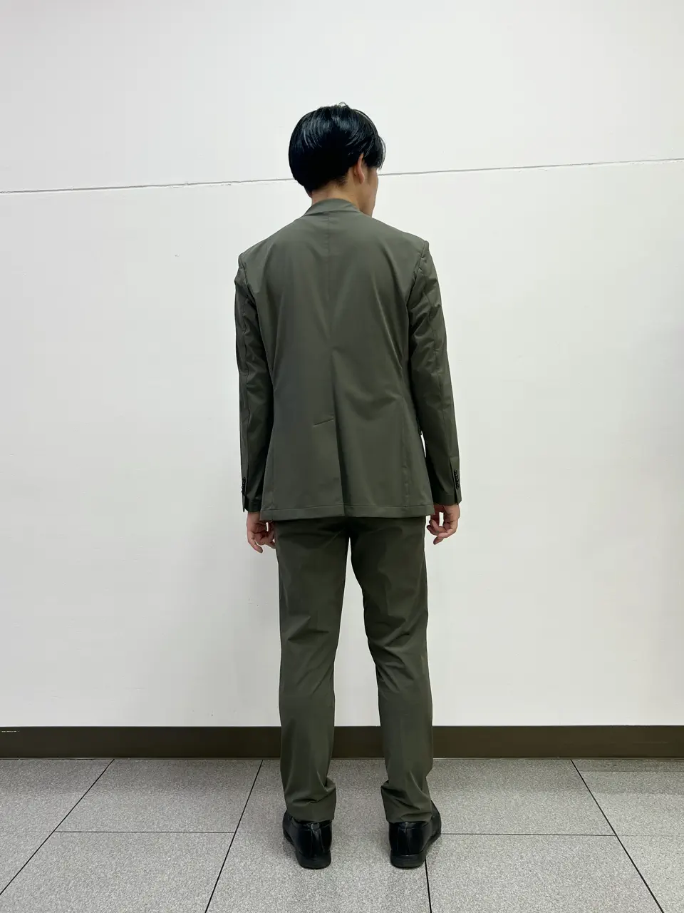 JOSEPH HOMME 星 コーディネート画像