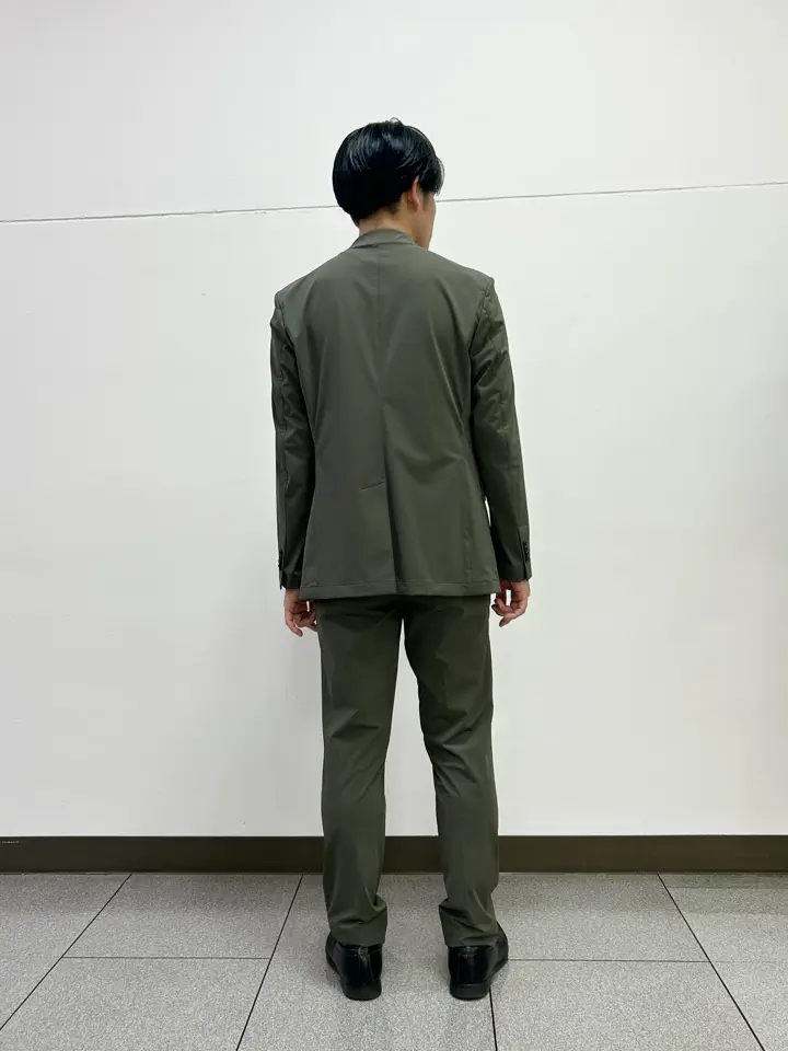 JOSEPH HOMME 星 コーディネート画像