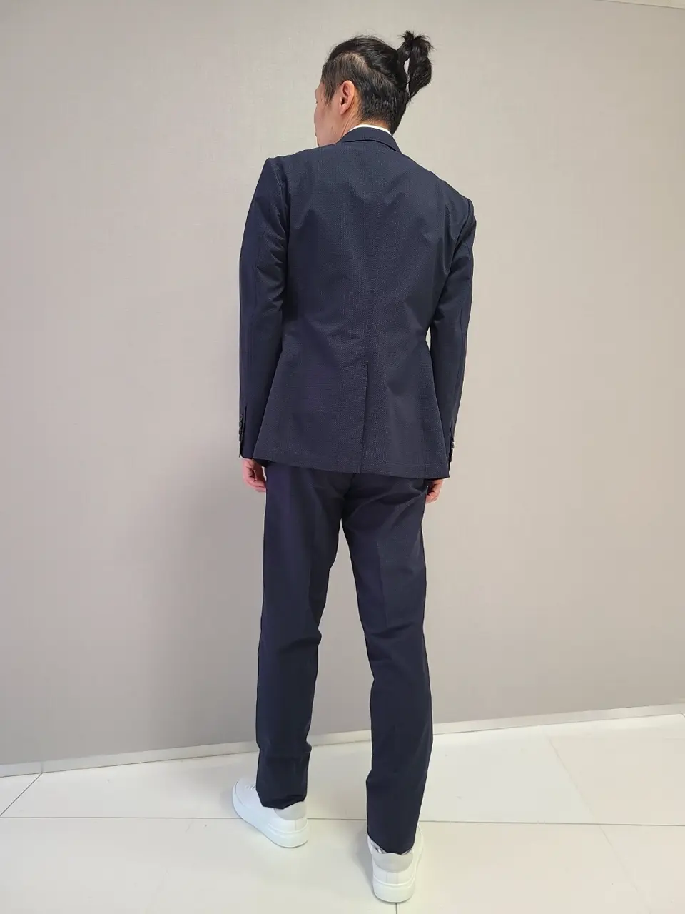 JOSEPH HOMME 泉 コーディネート画像