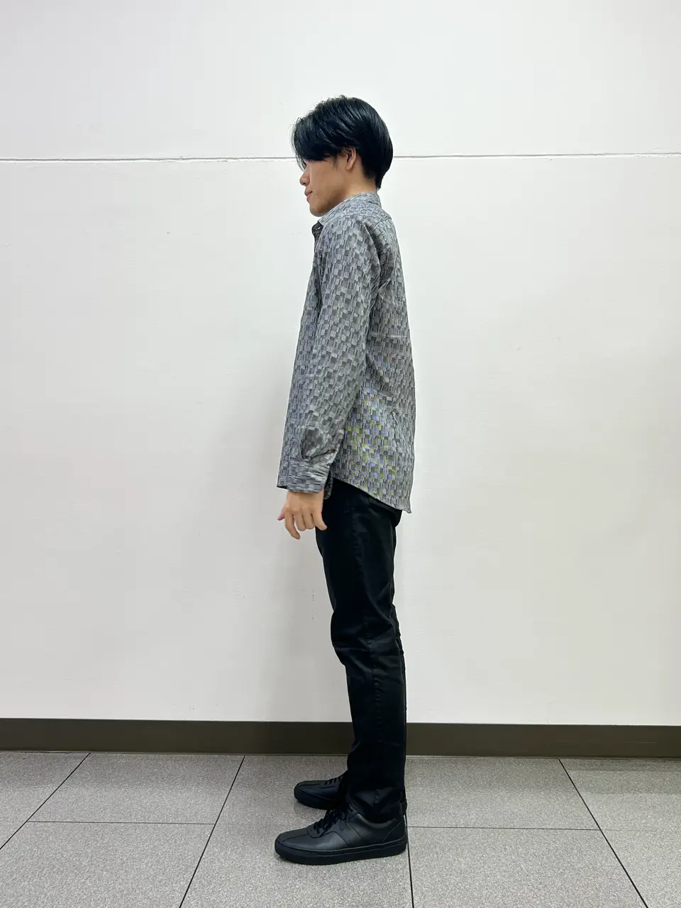 JOSEPH HOMME 星 コーディネート画像