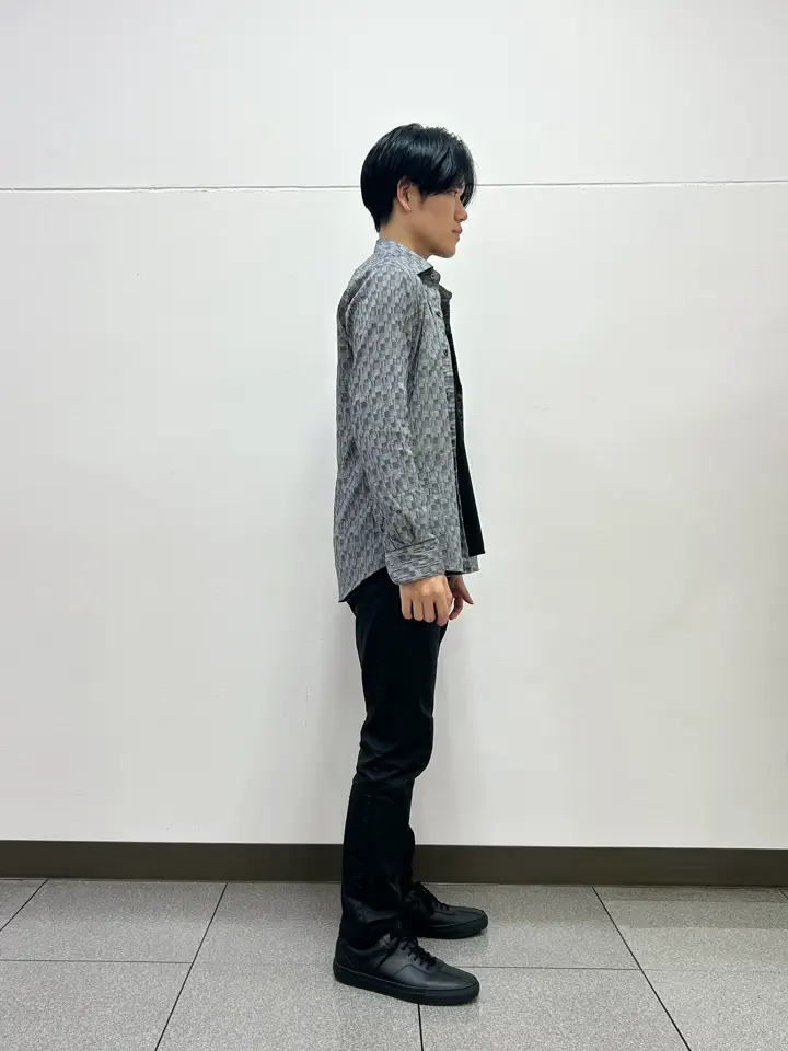 JOSEPH HOMME 星 コーディネート画像