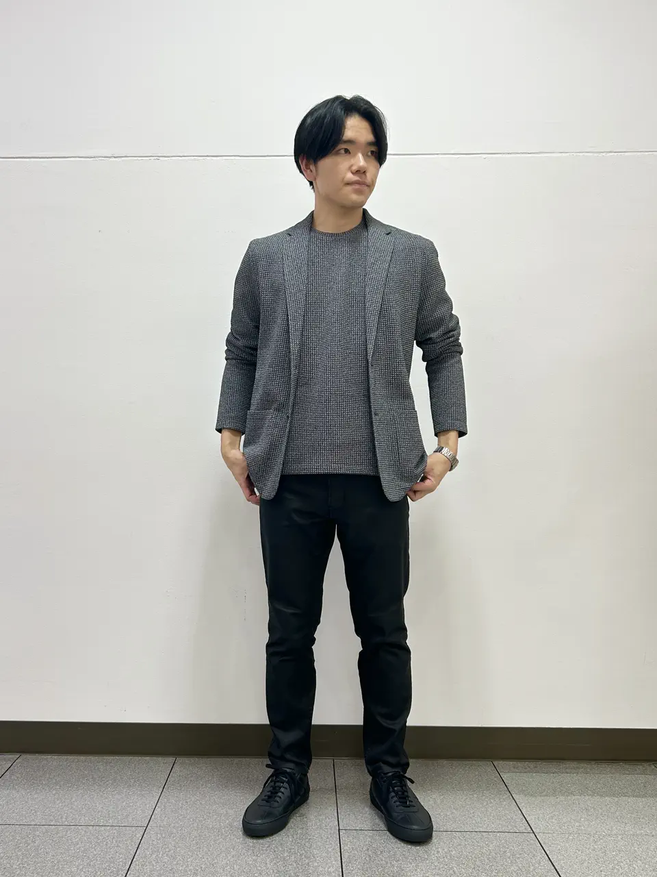 JOSEPH HOMME 星 コーディネート画像