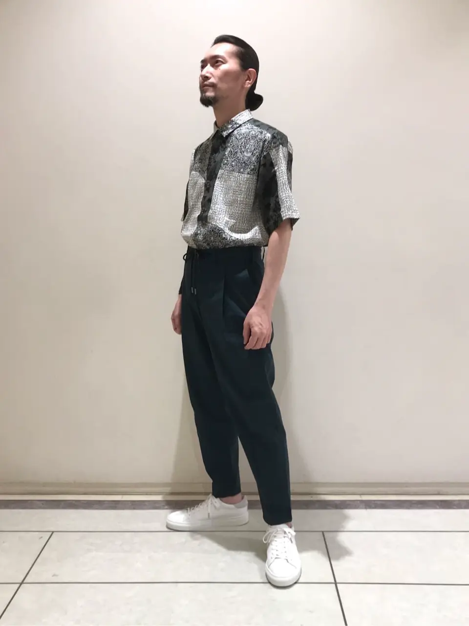 JOSEPH HOMME 畑本 コーディネート画像