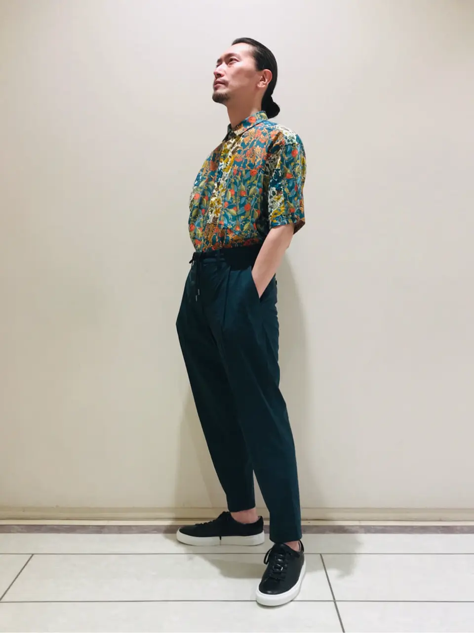  畑本 コーディネート画像