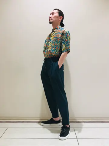 JOSEPH HOMME 畑本 コーディネート画像