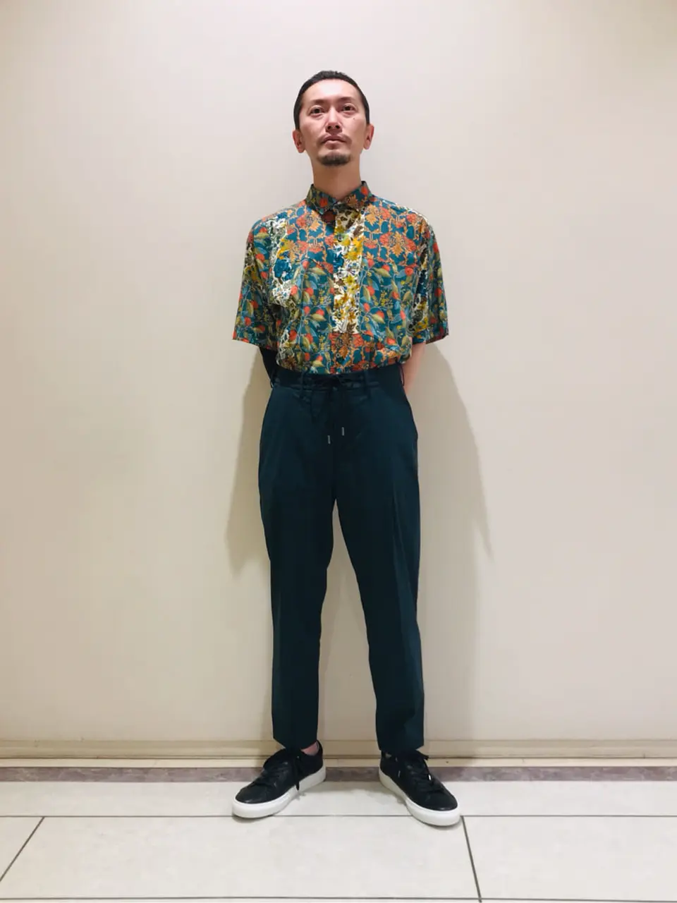 JOSEPH HOMME 畑本 コーディネート画像