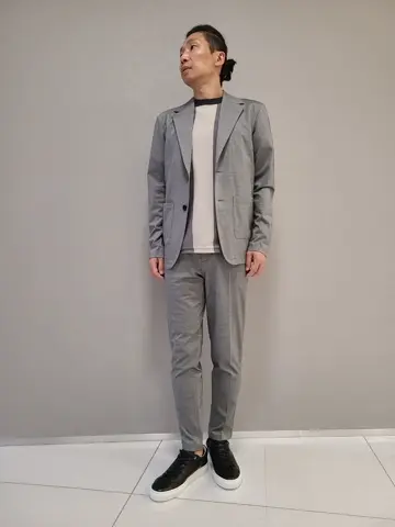 JOSEPH HOMME 泉 コーディネート画像