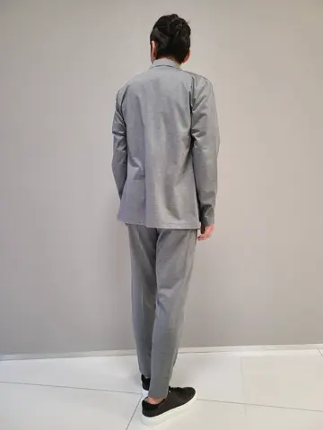 JOSEPH HOMME 泉 コーディネート画像