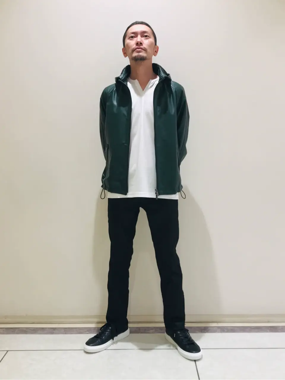 JOSEPH HOMME 畑本 コーディネート画像