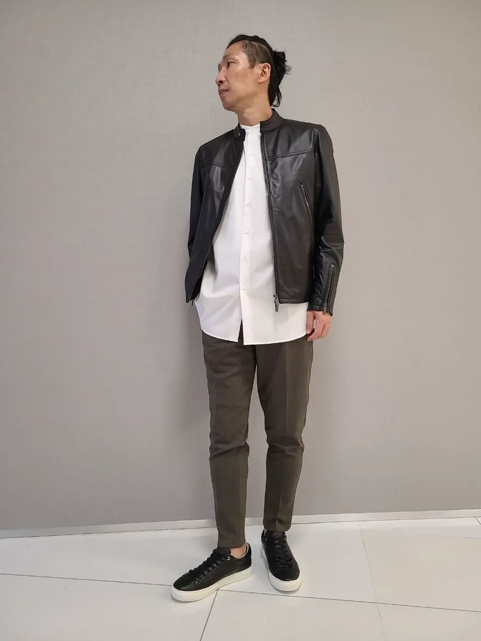 JOSEPH HOMME 泉 コーディネート画像