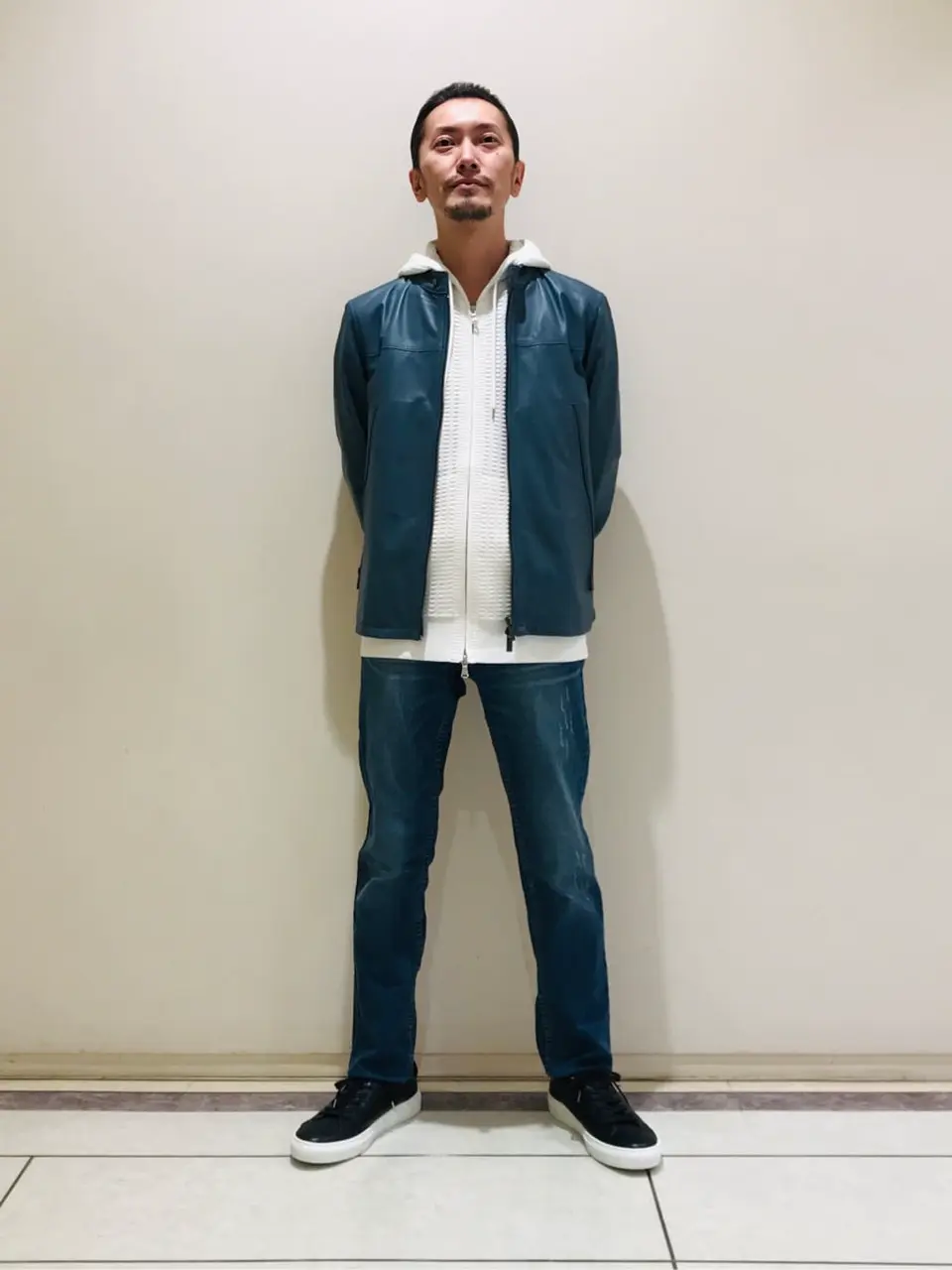 JOSEPH HOMME 畑本 コーディネート画像