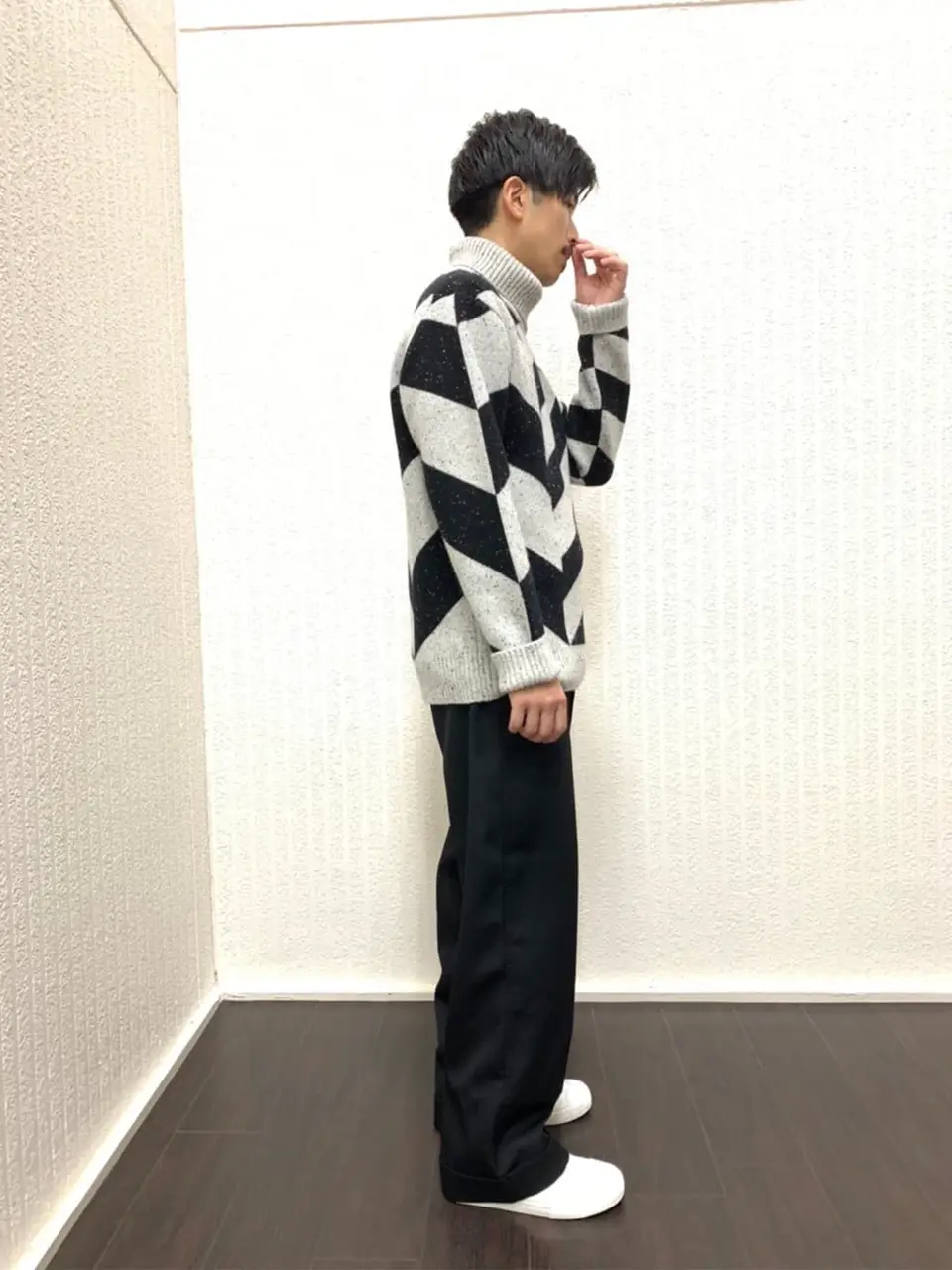 JOSEPH HOMME 井原 コーディネート画像