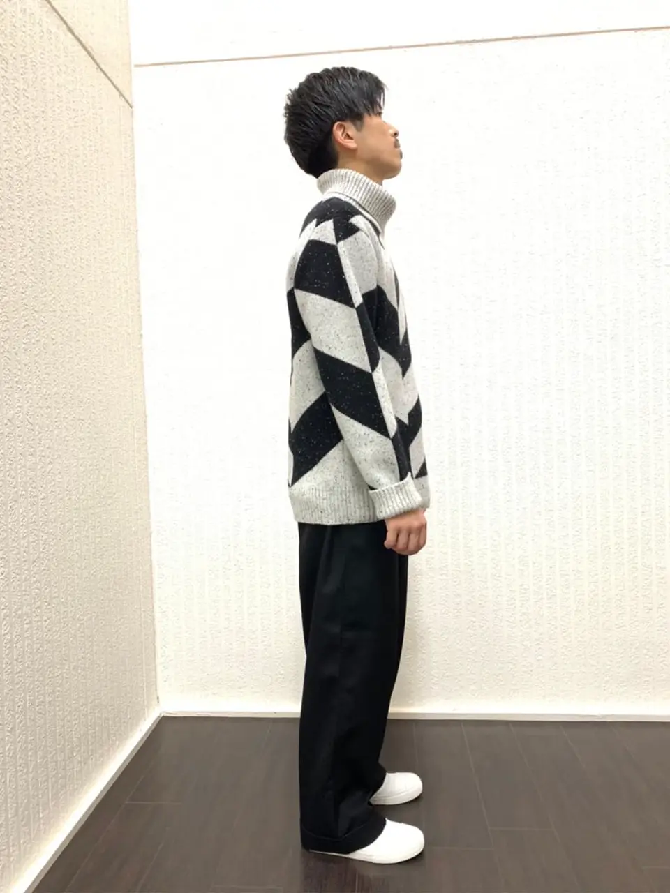 JOSEPH HOMME 井原 コーディネート画像