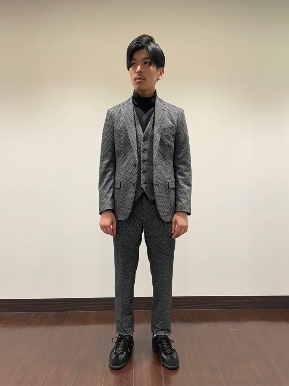 JOSEPH HOMME 井原 コーディネート画像