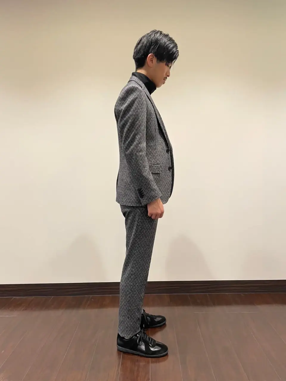 JOSEPH HOMME 井原 コーディネート画像