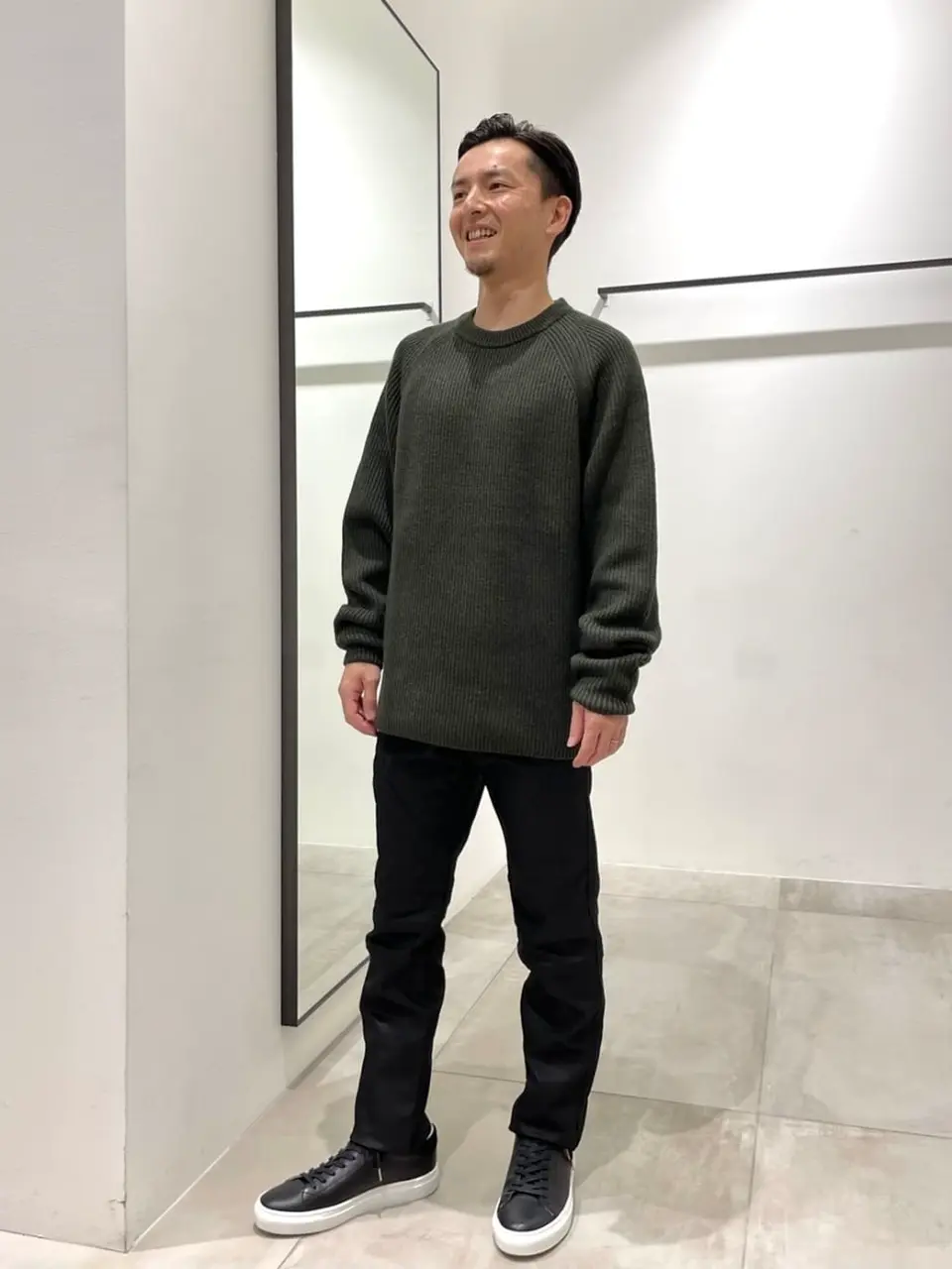 JOSEPH HOMME 鈴木 コーディネート画像