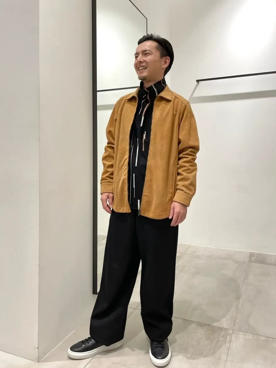 JOSEPH HOMME 鈴木 コーディネート画像