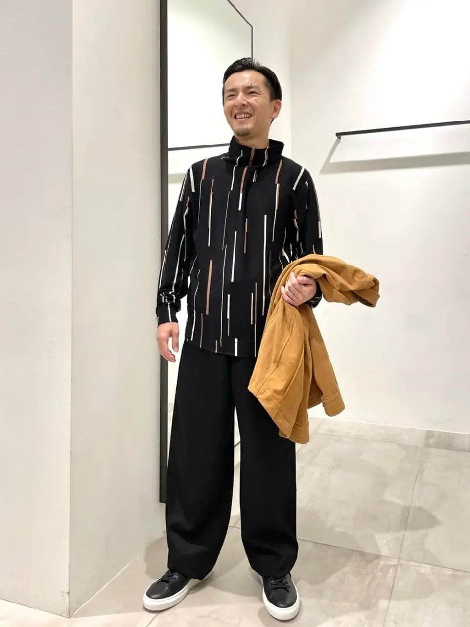 JOSEPH HOMME 鈴木 コーディネート画像